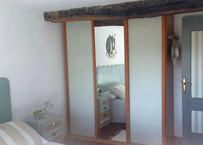 Hébergement de vacances Costa Marina, Casa En Grajano Cerca Del Mar